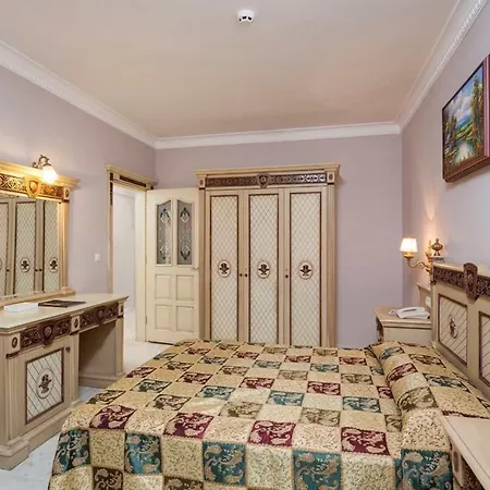 Lovely With Shared Pool Near Beach In * Alanya